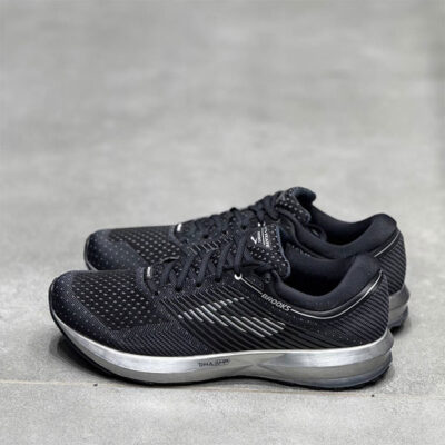 کتونی رانینگ بروکس Brooks Levitate Black Silver