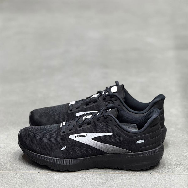 کتونی پیاده روی بروکس brooks launch 9